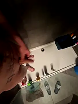 rebebia13 online show from April 5, 8:27 pm