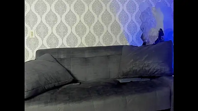 Boy savoy online show from January 8, 7:46 am