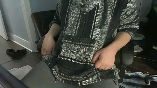 xeviall online show from February 20, 4:09 am