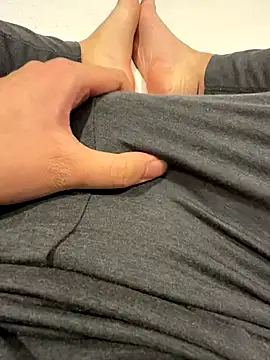 yyyyjdjdjjdj online show from November 19, 6:19 pm