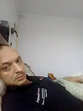 Yraaaar online show from November 13, 5:45 am