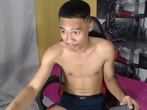 mrsexyteens online show from April 9, 10:43 am