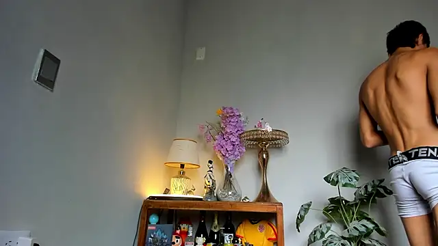 lucian davii online show from February 3, 3:17 pm