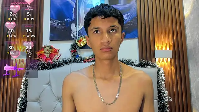 Elian Julian online show from November 20, 1:38 am