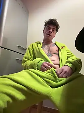 Szturman1985 online show from December 21, 11:46 pm