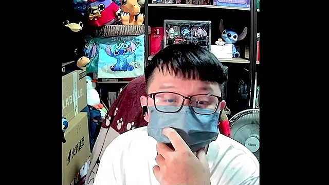 kk05483 online show from May 3, 5:15 pm
