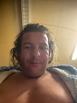 miguel910921 online show from February 4, 8:42 am