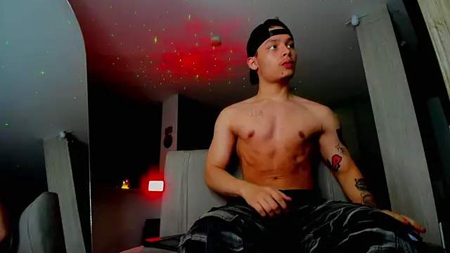 Zeus Jeff online show from December 23, 4:21 am