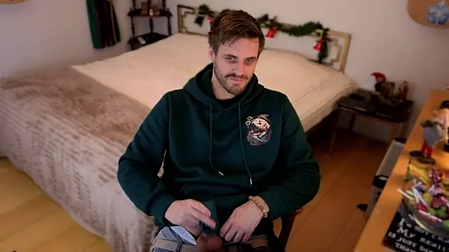 skatejocke online show from December 18, 6:04 pm