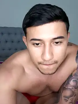 Arthurklei online show from November 8, 1:42 am