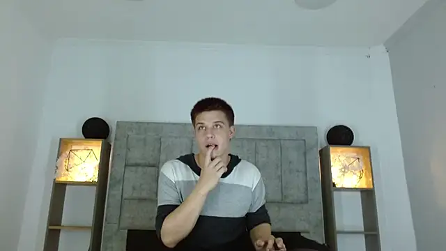 Liam York  online show from January 15, 2:04 am