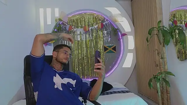 Alanrodgers online show from April 15, 12:05 pm