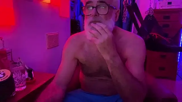 LeatherSdaddy online show from May 6, 12:33 am