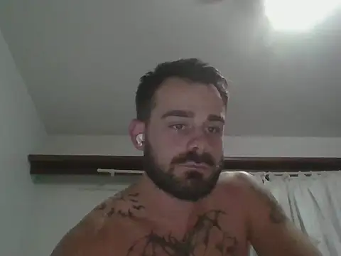 MauricioHot42 online show from November 18, 12:47 am