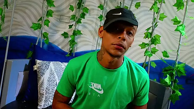 xander molina online show from November 14, 4:37 am