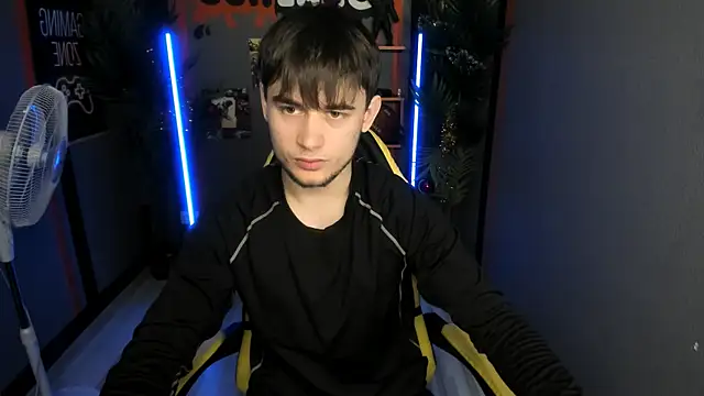 AlejandroEllias online show from January 12, 6:06 am