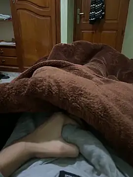 yassssst online show from November 26, 5:38 pm