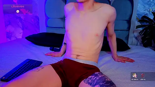 James Adams 01 online show from March 26, 1:59 pm