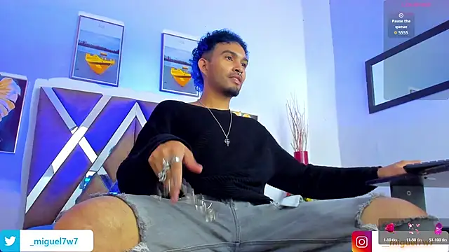   Miguel7w7 online show from December 2, 5:05 pm