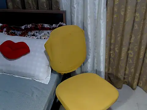 AmazingVivyoria69 online show from June 24, 11:02 am