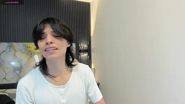 Sylasfrost online show from November 19, 7:36 pm