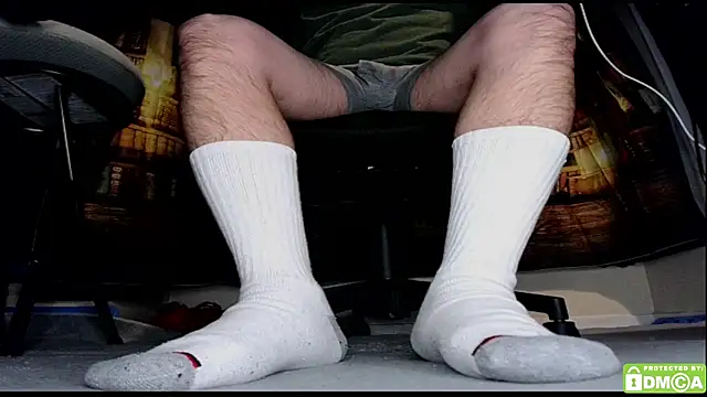 justshutupandwatch online show from March 6, 4:42 am