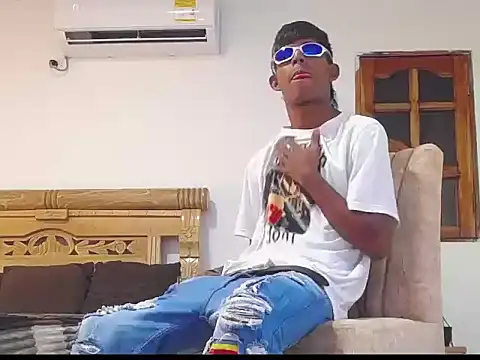 black boy22  online show from December 4, 4:08 am