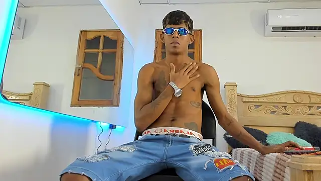 black boy22  online show from December 15, 2:30 am