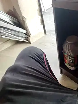 Roy   121 online show from March 13, 8:44 am