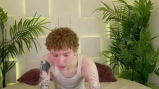 TRAVIS CLAS online show from December 13, 8:37 pm