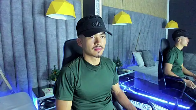 NicolaiKarav online show from December 14, 12:45 pm