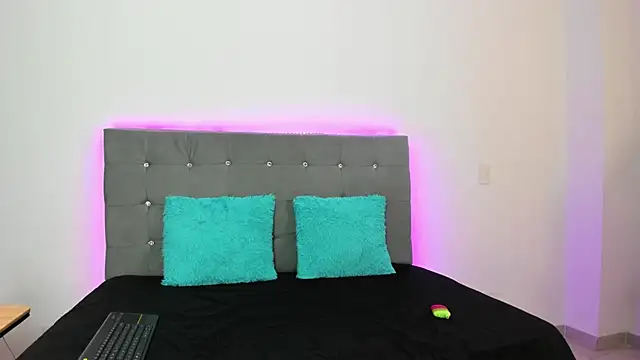 bry hill online show from December 4, 2:35 pm