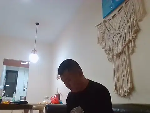 klasdjhasid online show from December 3, 10:10 am