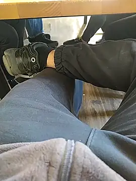 BarrenProtege online show from December 15, 9:50 am