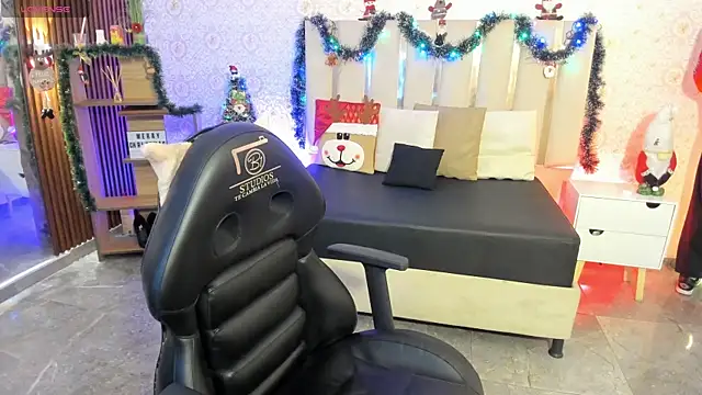 kaelwolf tay online show from January 6, 7:29 pm