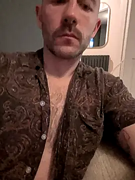 cruiserlaird online show from November 23, 1:27 am