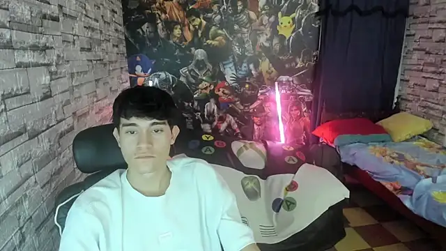 jay orange online show from December 19, 10:50 pm