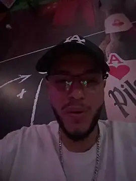 tratosucio online show from February 16, 6:44 am