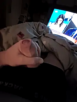 Mangeur44  online show from February 2, 6:45 am