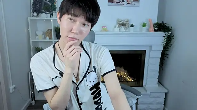 YugoAsian online show from November 30, 12:29 pm