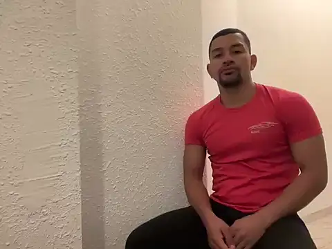 esleider12 online show from December 15, 11:40 am