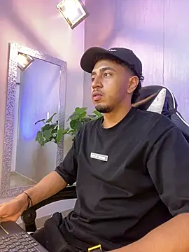 Brand Collins online show from March 19, 1:14 pm