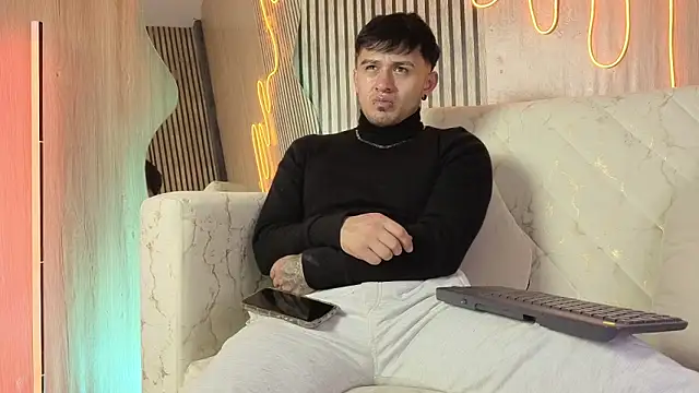 kingbrakly online show from December 5, 3:46 am