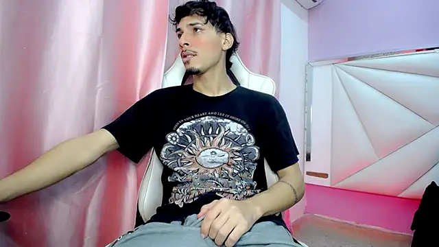 Yankeee  online show from December 17, 6:31 am