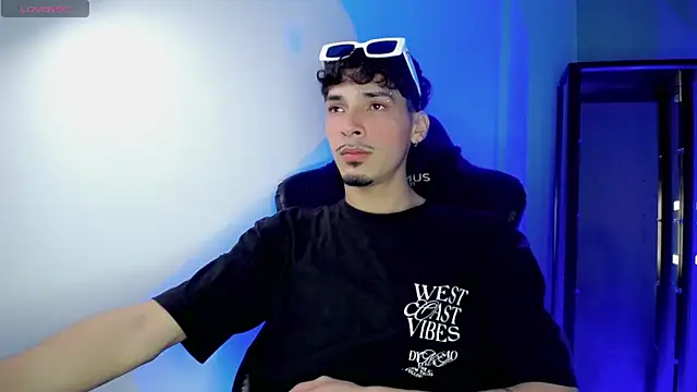 Yankeee  online show from December 1, 7:22 am