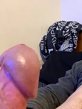 showaginge online show from December 1, 7:33 am