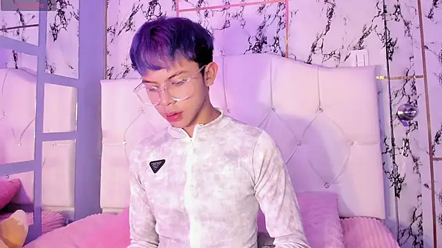 Prince Apolo online show from December 2, 9:40 pm