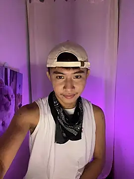 asiantwink0000 online show from February 14, 9:59 am