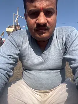 Saxymood1111 online show from February 5, 9:05 am