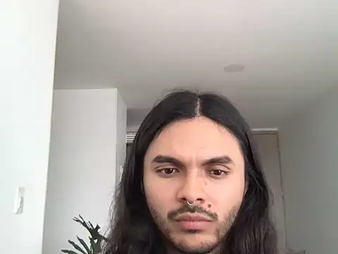 Lukathin online show from December 5, 6:04 pm